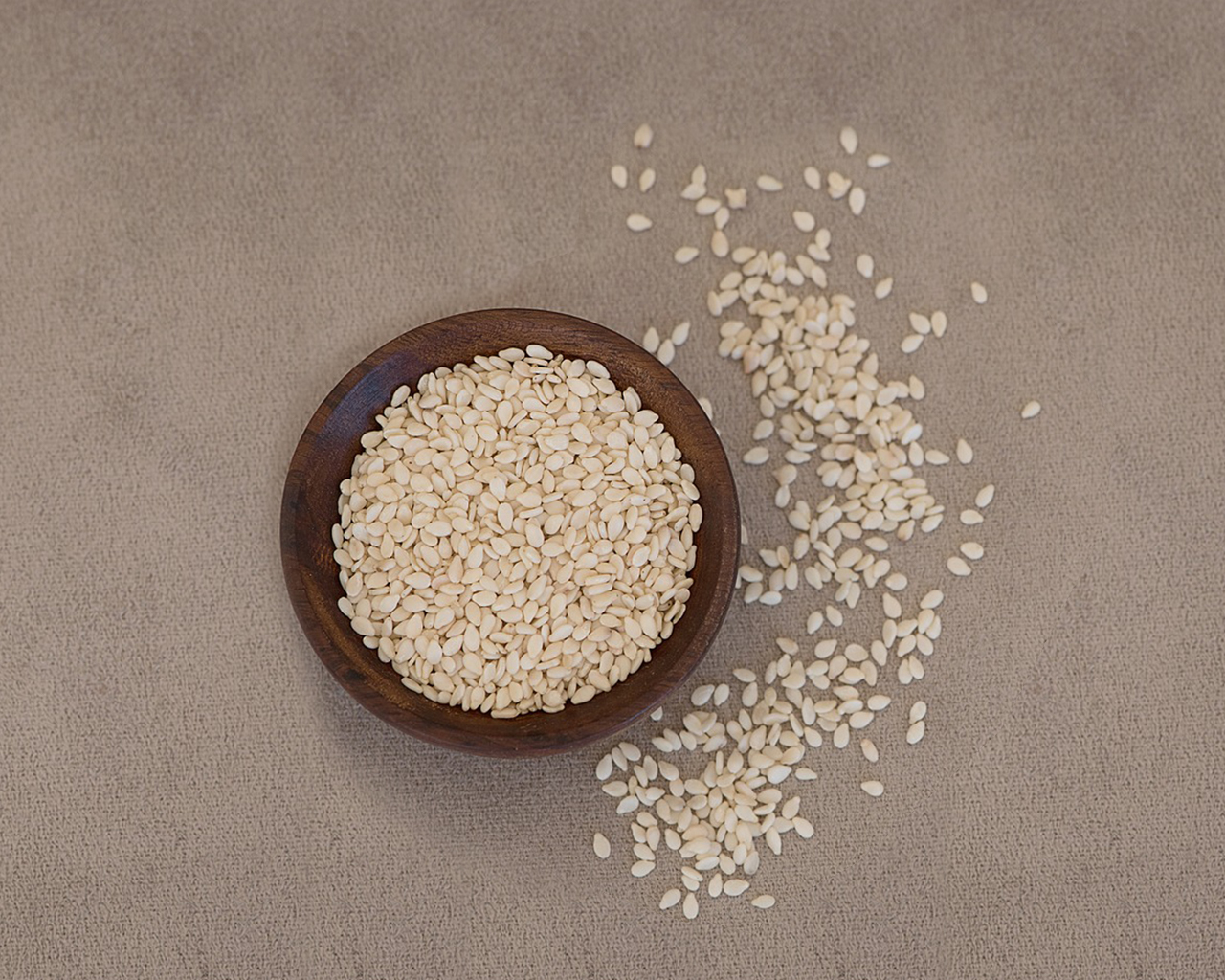 Benefits of Sesame Seeds (تل)